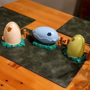Fisher Price Little People Dino Eggs- 2005